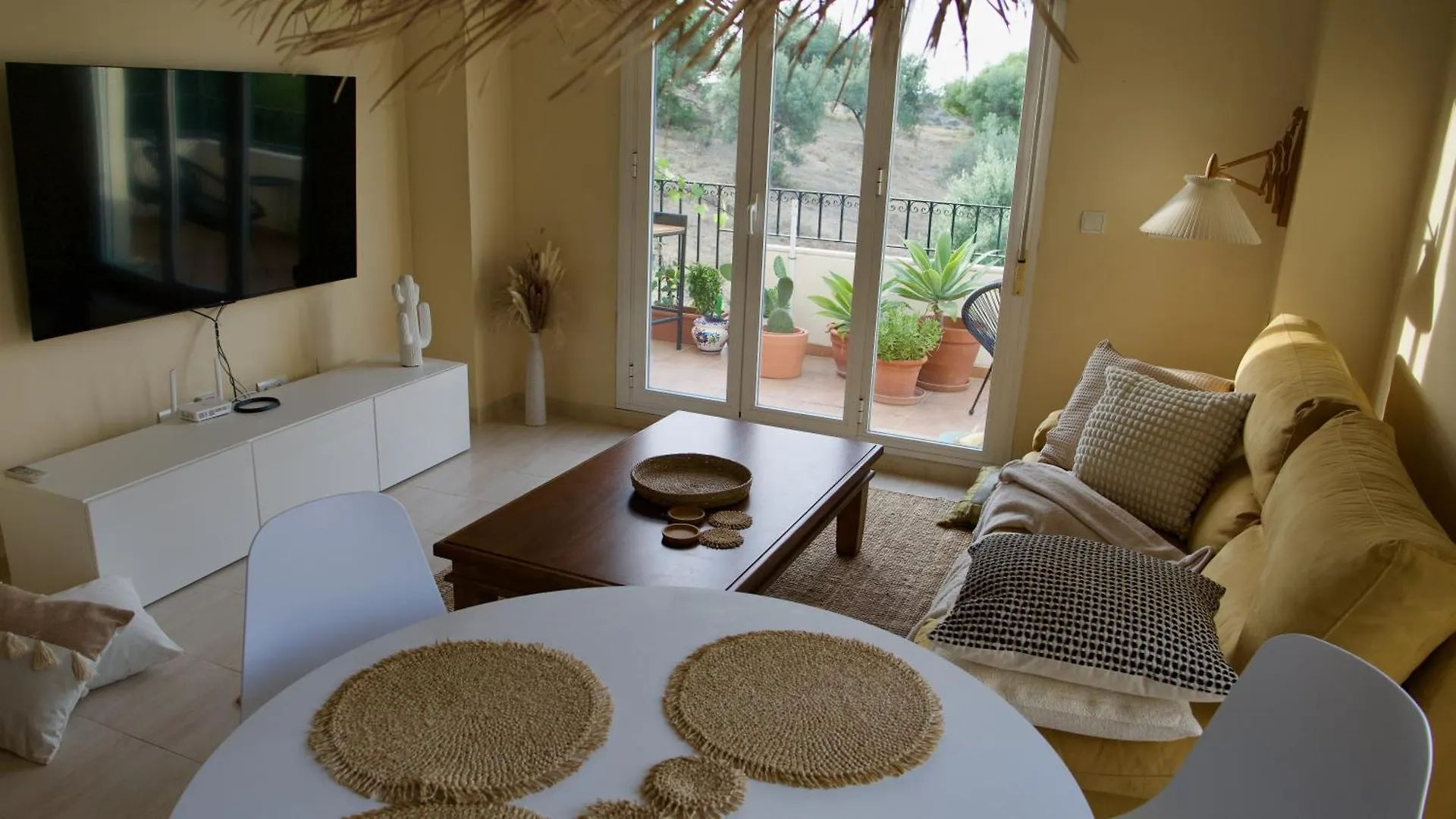 Beautiful Penthouse Two Bedrooms With Sea & Mountain View Humera Apartment